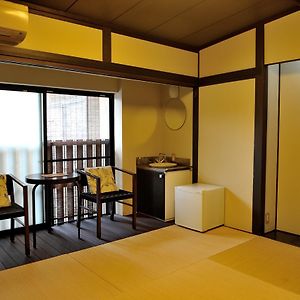 Japanese-Style Single Room